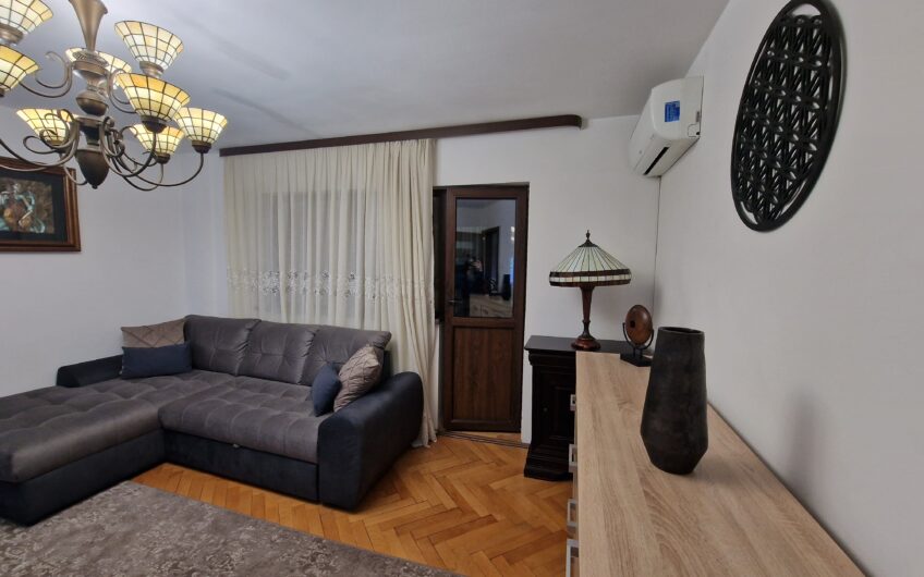 Girocului- Apartament 3 camere- etajul 1- renovat