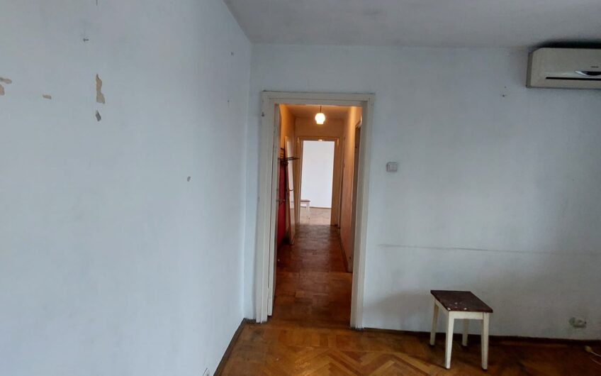 Dacia – Apartament 3 Camere
