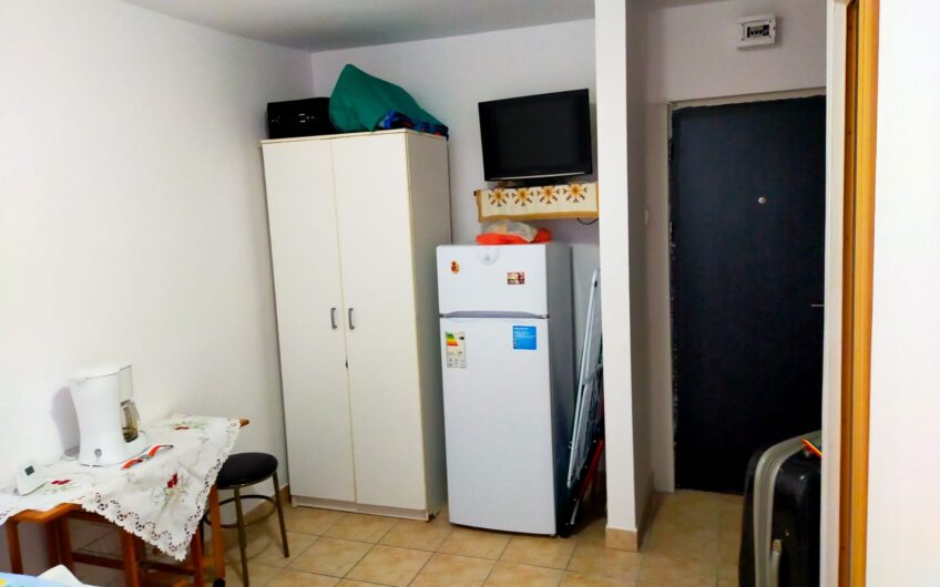 Modern – Garsoniera – 16mp – Centrala Proprie