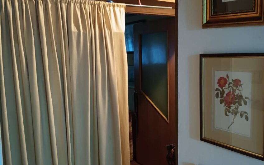 Girocului- Parter – 3 camere- 70 mp si boxa 17 mp