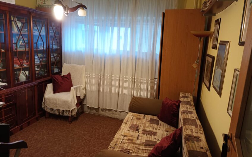 Girocului- Parter – 3 camere- 70 mp si boxa 17 mp