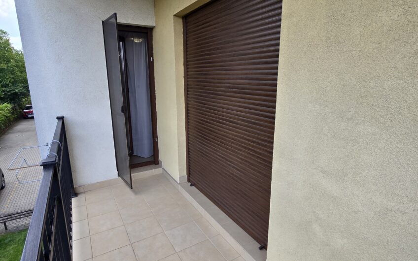Aradului- 3 camere- etaj 1- parcare