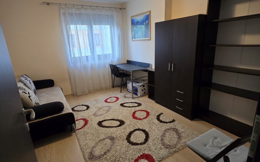 Aradului- 3 camere- etaj 1- parcare