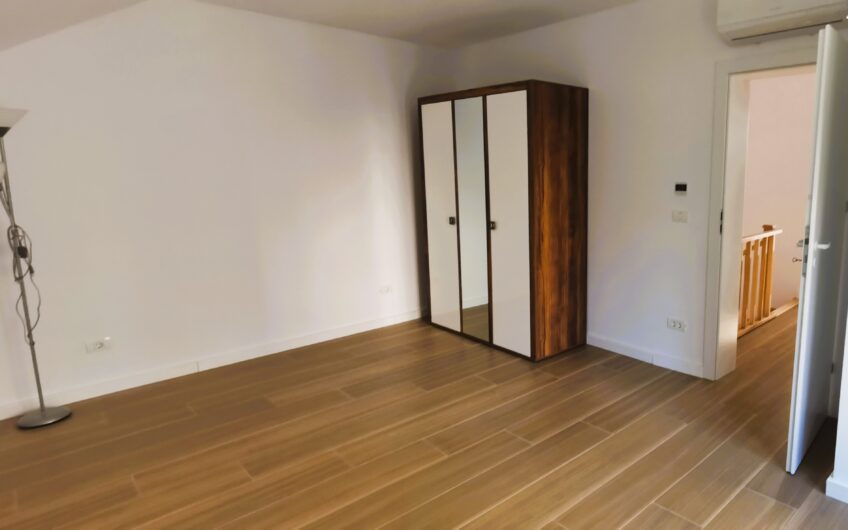 Circumvalatiunii – Triplex – Su: 90mp – Centrala proprie
