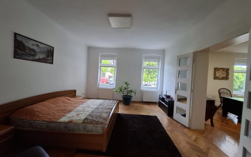 Comision 0 !!!   Mehala  – Casa  10  Camere – Teren Generos