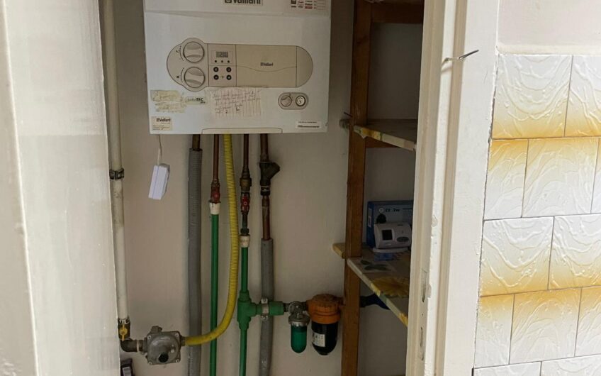 Soarelui – 3 camere decomandat- parter-centrala proprie