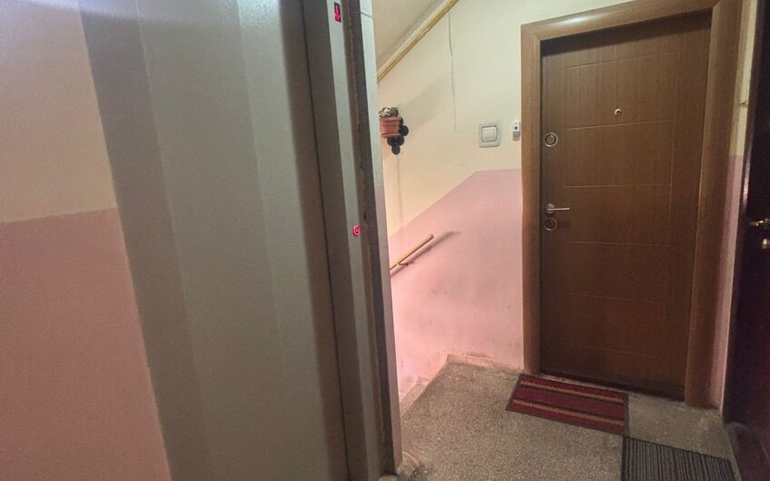 Sagului/Dâmbovița- 3 camere – 67 mp- 2 bai-lift