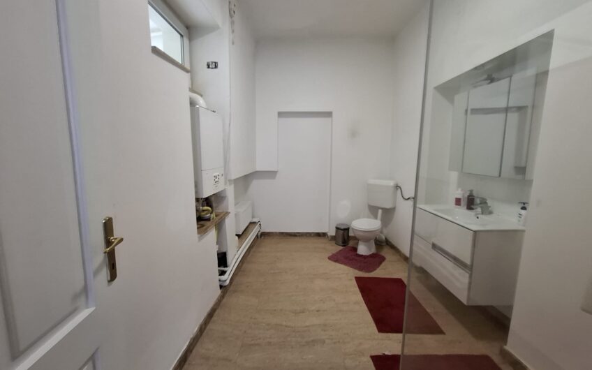 Comision 0 !!!   Mehala  – Casa  10  Camere – Teren Generos