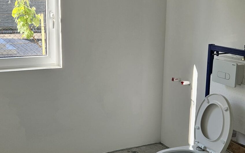 Dudestii Noi – Casa 7 Camere – Proiect  2  Familii