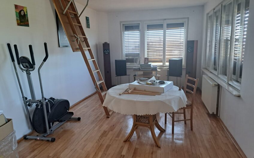 Ocazie!!!  Deva – Vila 8 Camere [ P+E1+E2 ]– Proiect 2 Familii
