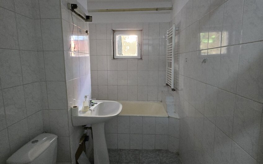 Girocului – 3 camere – parter -CT proprie