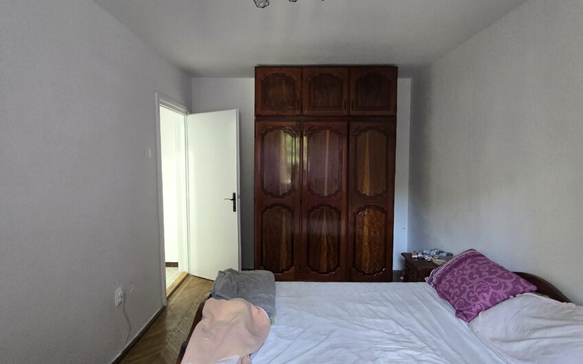 Sagului- P-ta Doina- 3 camere-Decomandat-et 2