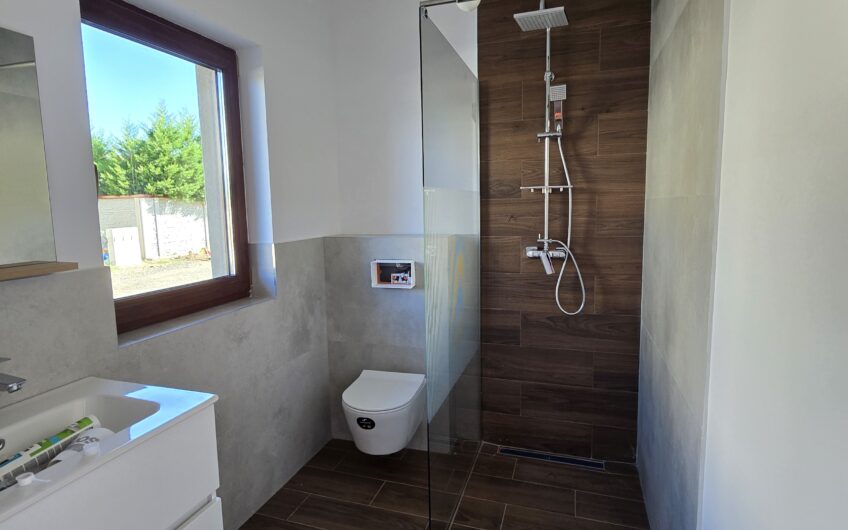 Giroc- Casa 4 camere- Prima inchiriere- Vatra satului