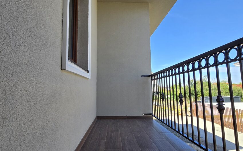 Giroc- Casa 4 camere- Prima inchiriere- Vatra satului