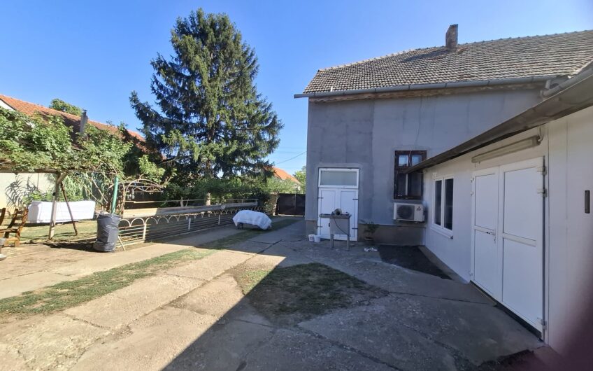 0CAZIE!  Gelu [Varias] – Casa  6  Camere [Caramida] – Proiect 2 Familii – Teren Generos