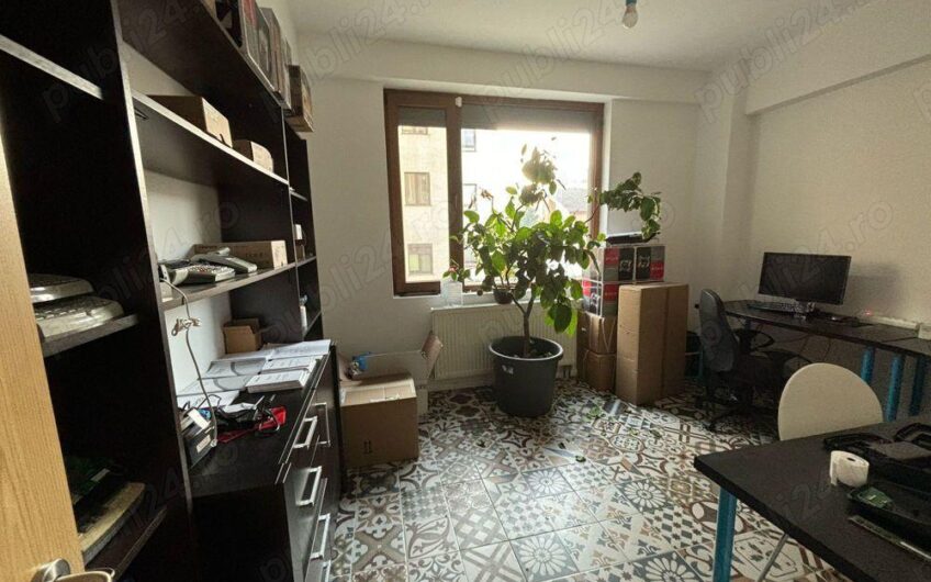 Aradului – Apartament  2  Camere – Parter – Curte – Loc Parcare [ cf ]