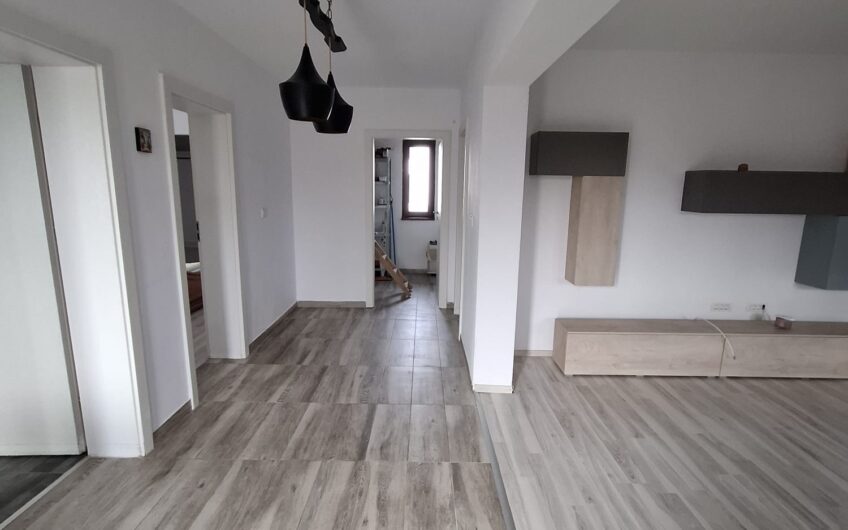 Sanandrei – Duplex  2  Camere – Pod  Mansardabil