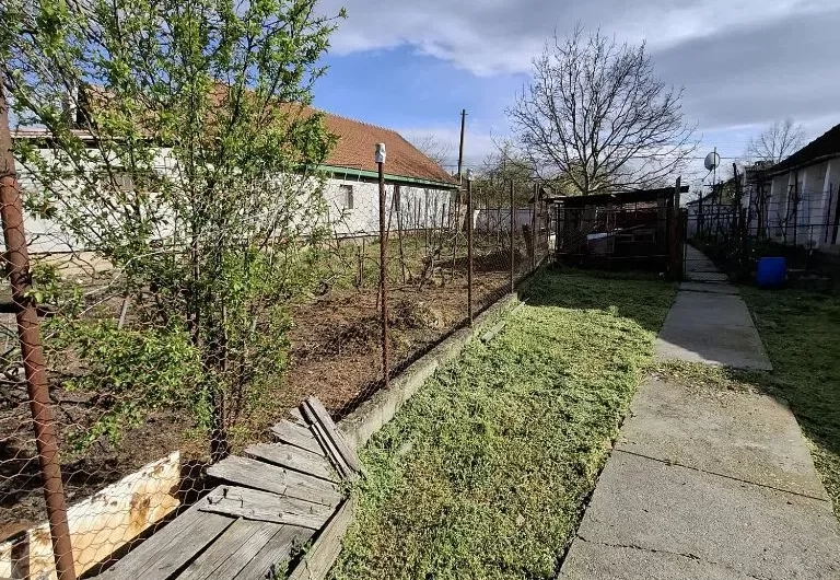 Sanandrei – Casa 3 Camere – Teren Generos