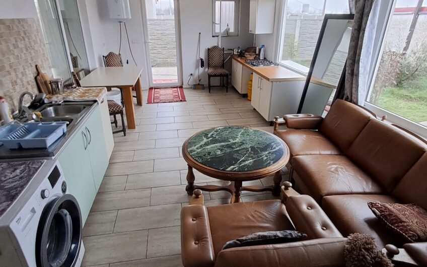 Varias – Duplex 4 Camere Parter – Teren