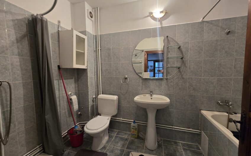 Utvin-Central-Vila S+P+E+M-360mp-2 accese-Garaj