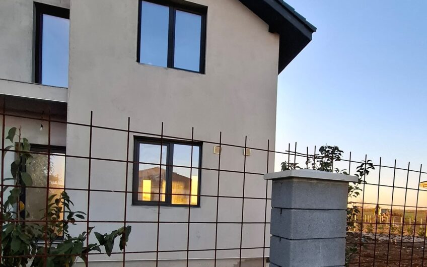 Sanandrei – Casa Individuala 5 Camere – Teren