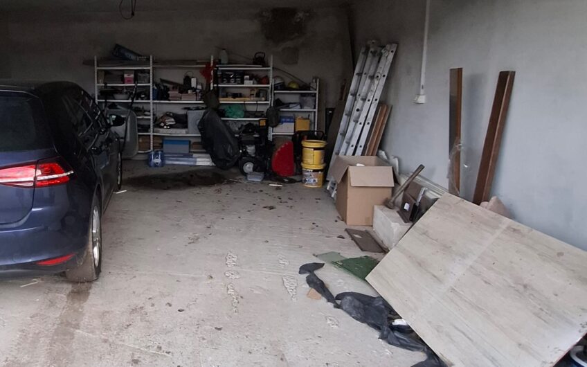 Sanandrei – Casa [Parter] 6 Camere – Anexa – Garaj -Teren Generos