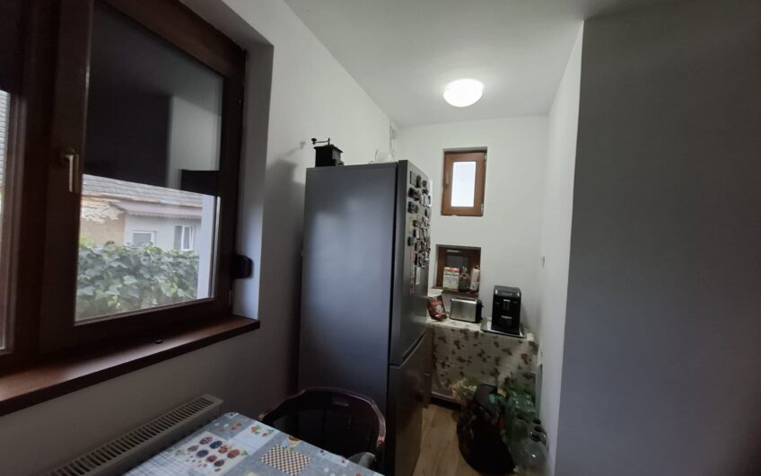 Sanandrei – Casa [Parter] 6 Camere – Anexa – Garaj -Teren Generos