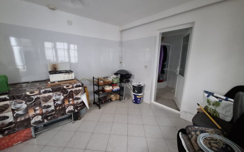 Sanandrei – Casa [Parter] 6 Camere – Anexa – Garaj -Teren Generos