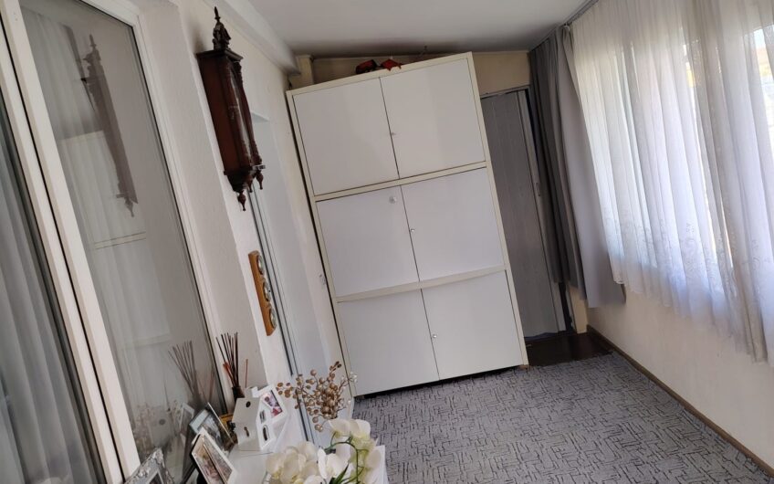 Varias – Casa Individuala 4 Camere [P] – Teren